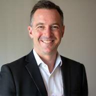 Portrait rond de Thomas Bernard, Directeur Commercial